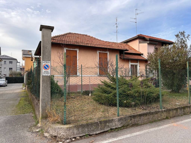 Villa in vendita a Nova Milanese