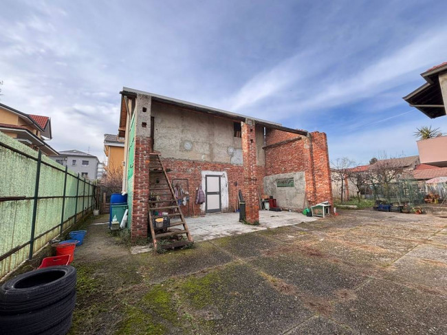 Villa in vendita a Nova Milanese