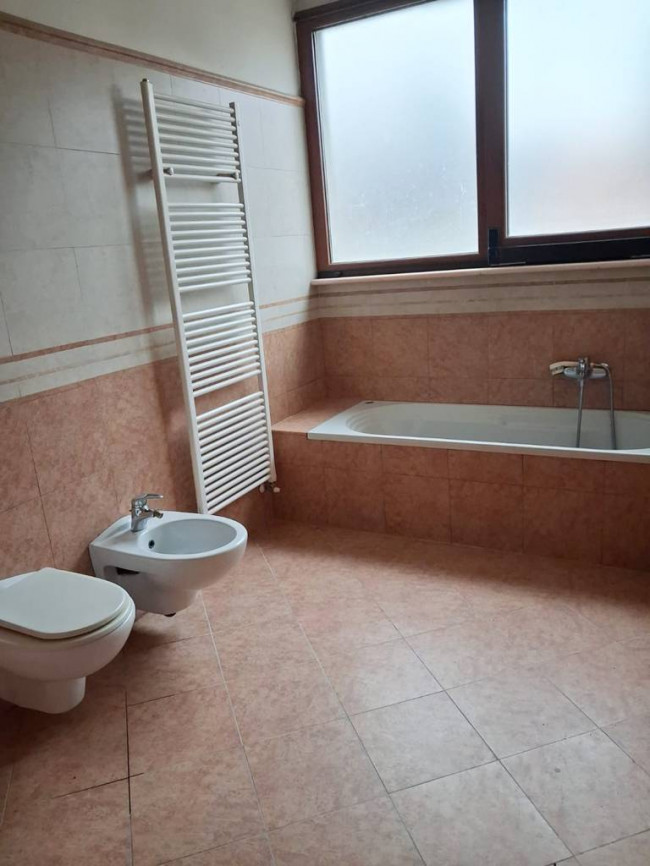 Appartamento in vendita a Varedo