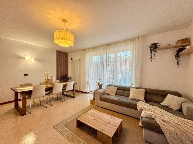 Casa singola in vendita a Lacchiarella