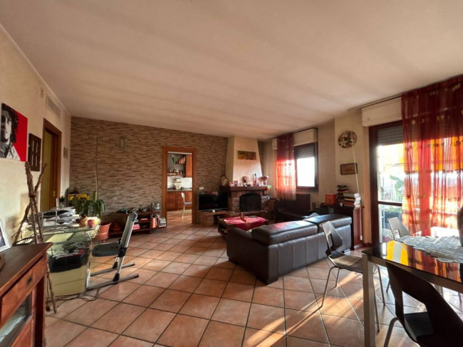 Appartamento in vendita a Nova Milanese