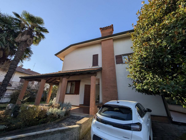Casa singola in vendita a Paderno Dugnano