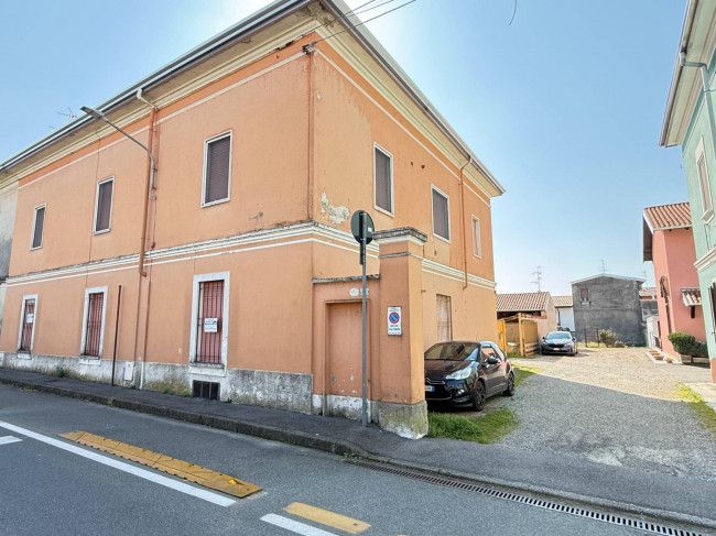 Appartamento in vendita a Vanzaghello