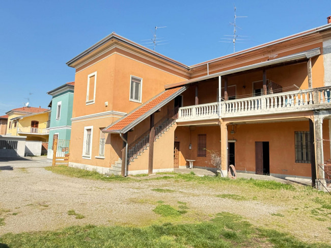 Appartamento in vendita a Vanzaghello