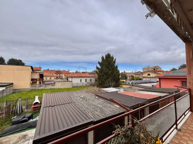 Appartamento in vendita a Limbiate