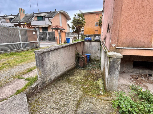 Appartamento in vendita a Limbiate