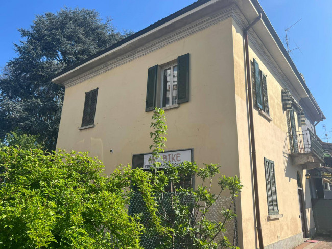 Villa in vendita a Nova Milanese