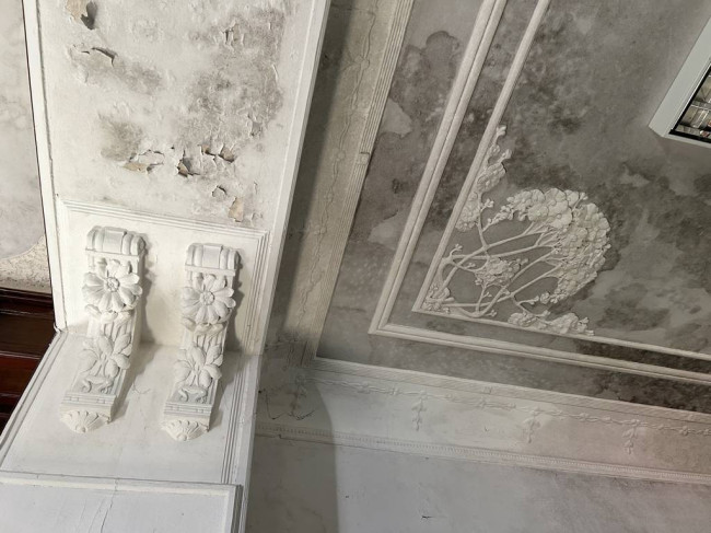 Locale commerciale in vendita a Strona