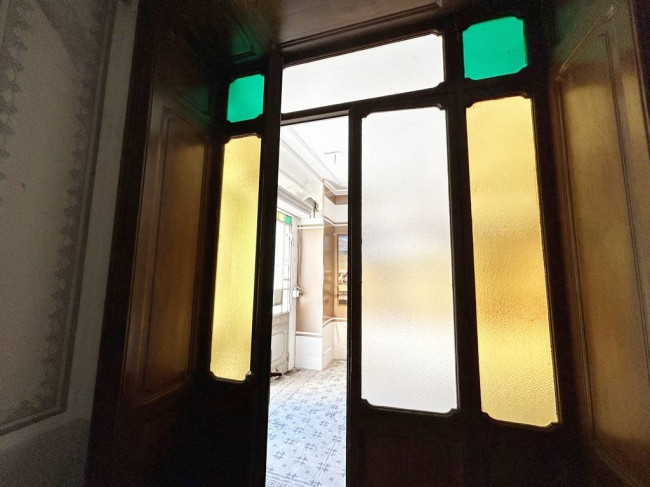 Locale commerciale in vendita a Strona