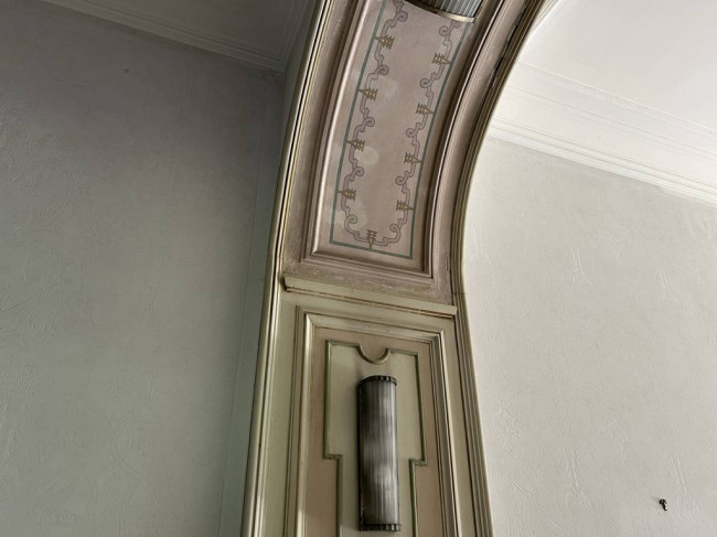 Locale commerciale in vendita a Strona