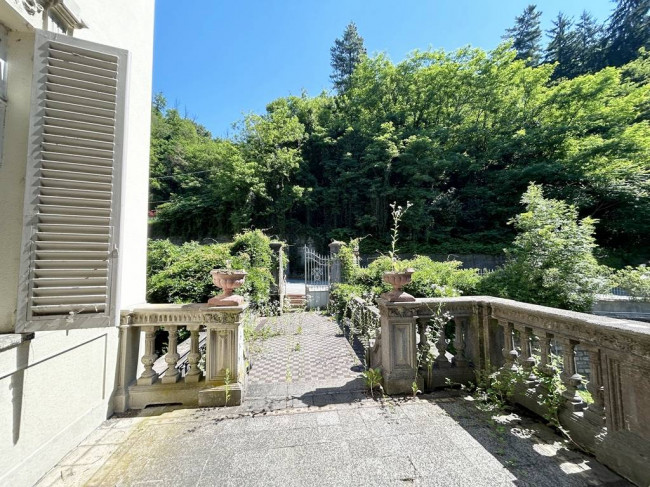 Villa in vendita a Strona