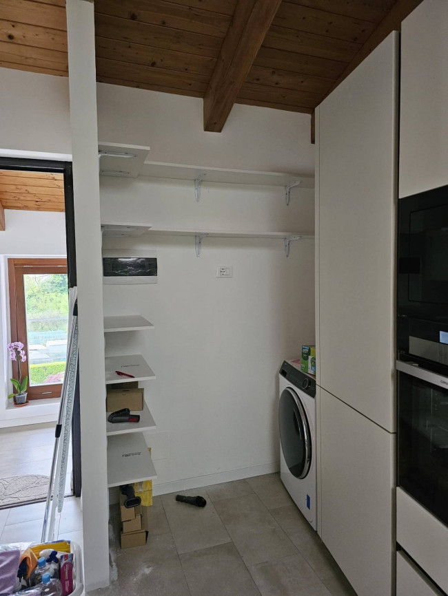 Appartamento in vendita a Carate Brianza