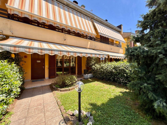 Appartamento in vendita a Carate Brianza