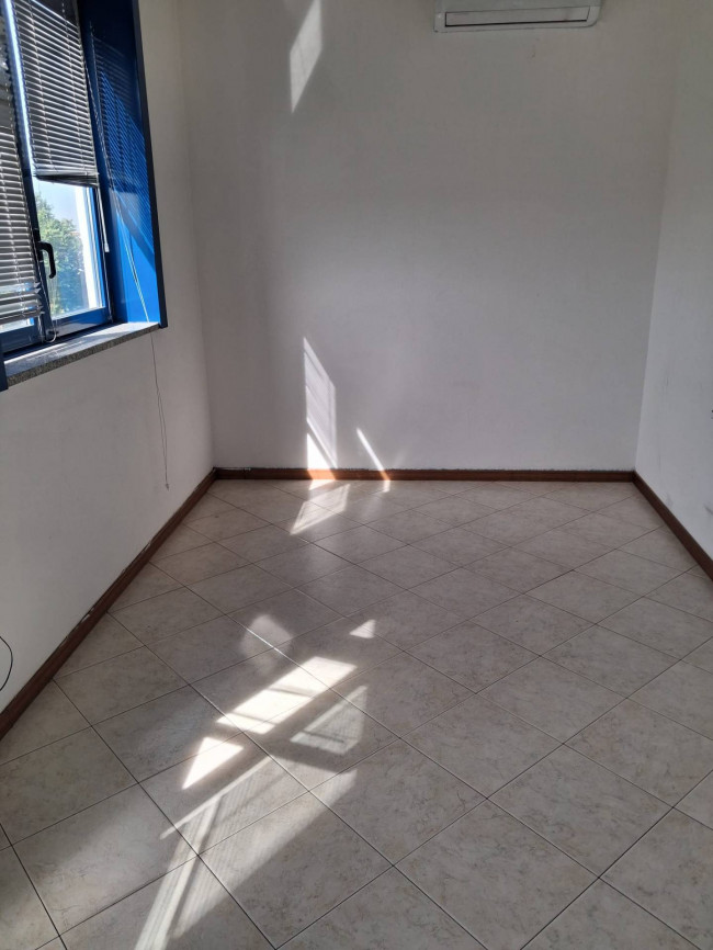 Studio/Ufficio in affitto a Desio
