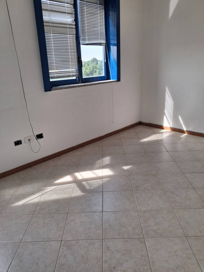 Studio/Ufficio in affitto a Desio