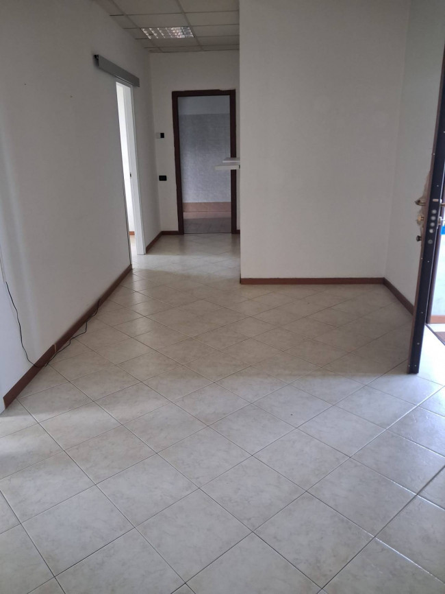 Studio/Ufficio in affitto a Desio