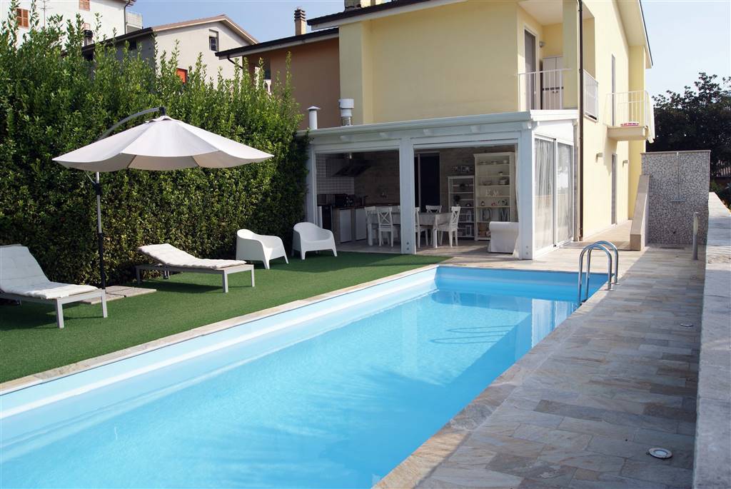 Villetta A Schiera in Vendita