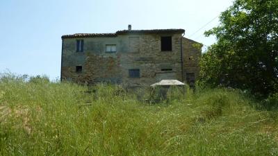 country house for sale in Monsampolo del Tronto