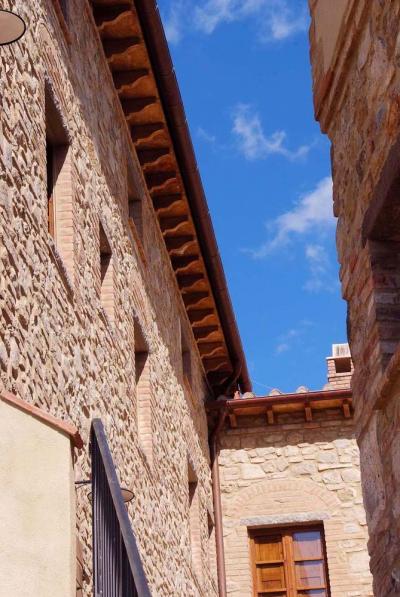 Appartamento in vendita a Montecatini Val di Cecina