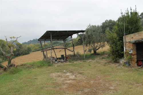 Rustico/Casale in vendita a Massignano