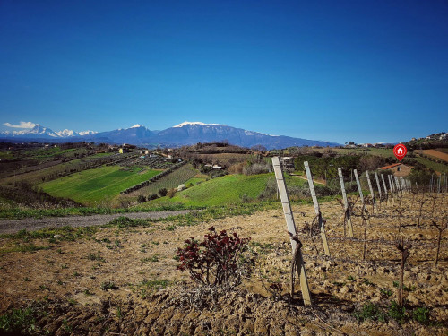 Bauernhaus zu verkauf in Castorano