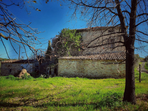 Bauernhaus zu verkauf in Castorano