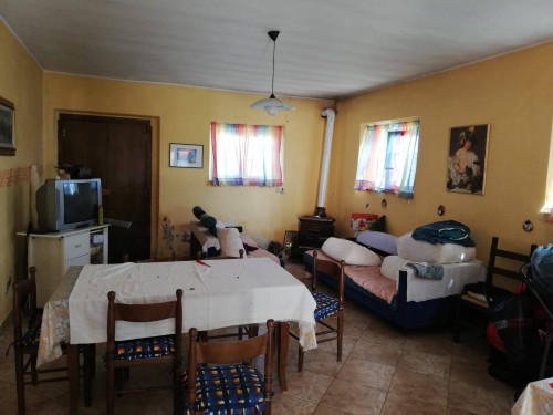 Rustico/Casale in vendita a Monsampolo del Tronto