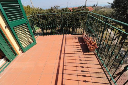 manor for sale in Grottammare