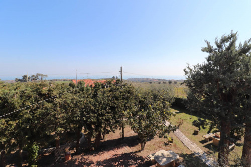 manor for sale in Grottammare