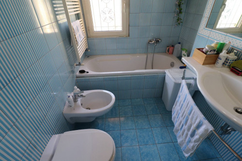 manor for sale in Grottammare