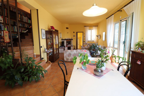 manor for sale in Grottammare