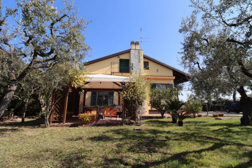 manor for sale in Grottammare