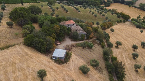 Rustico/Casale in vendita a Massignano