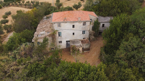 Rustico/Casale in vendita a Massignano