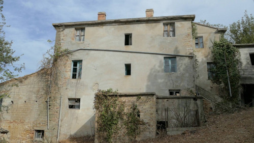 Rustico/Casale in vendita a Massignano