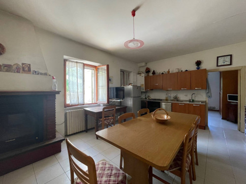 Casa indipendente in vendita a Rotella