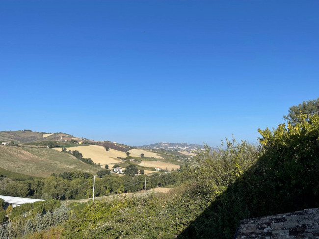 Rustico/Casale in vendita a Offida