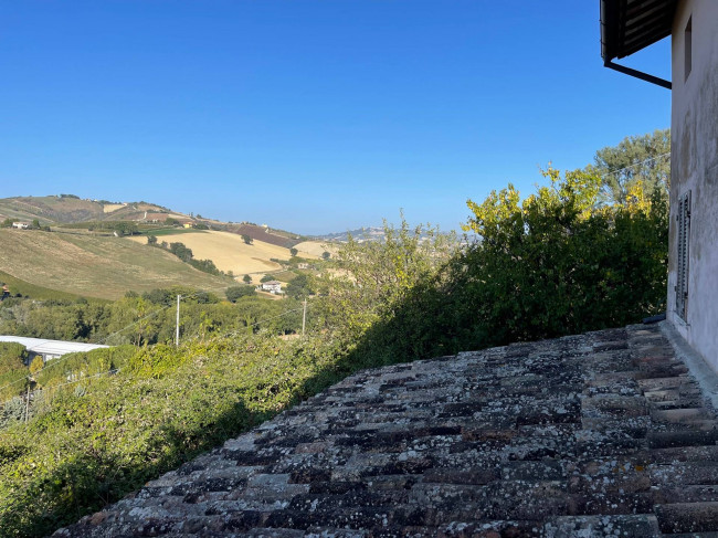 Rustico/Casale in vendita a Offida