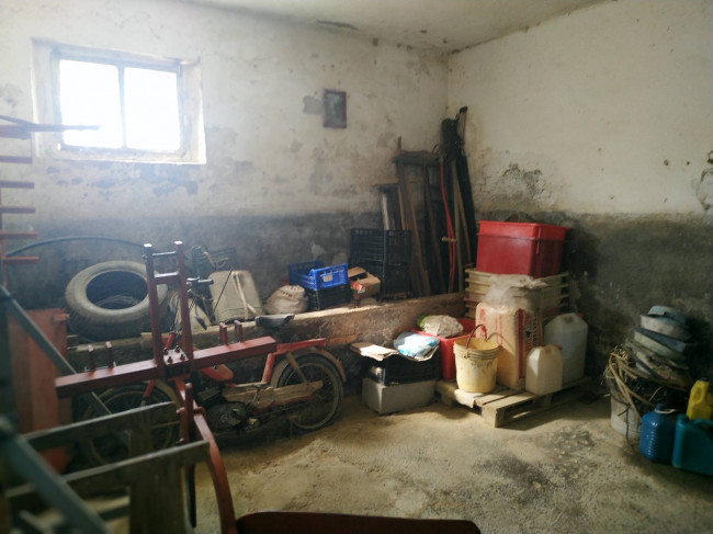 Rustico/Casale in vendita a Acquaviva Picena