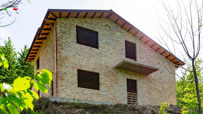 Bauernhaus zu verkauf in Castignano