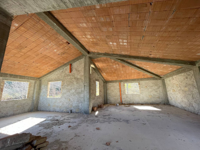 Bauernhaus zu verkauf in Castignano