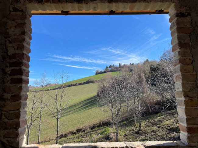 Bauernhaus zu verkauf in Castignano