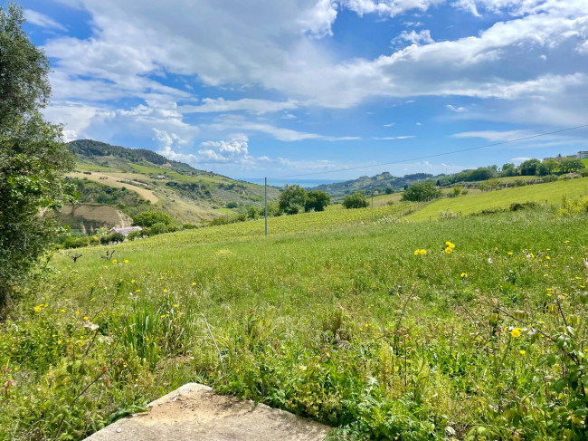 Rustico/Casale in vendita a Monteprandone