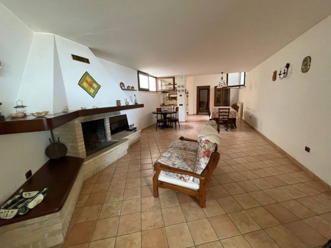 Villa in vendita a Acquaviva Picena