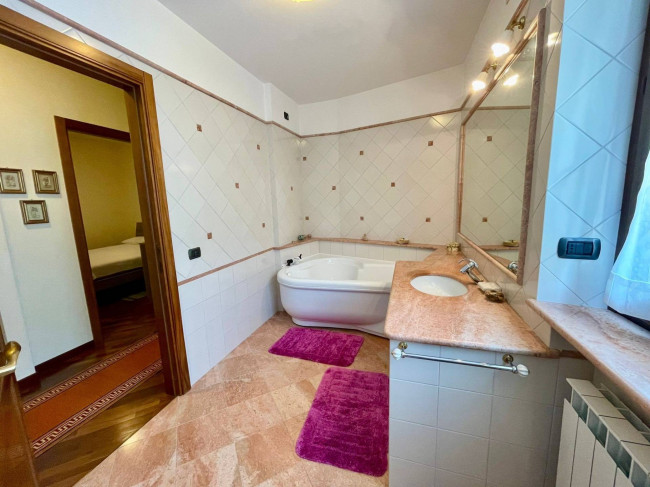 Villa in vendita a Acquaviva Picena