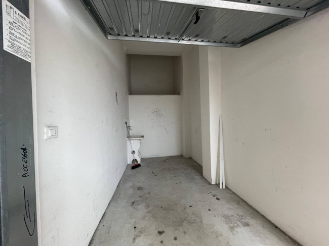 Garage / Autorimessa in affitto a San Benedetto del Tronto