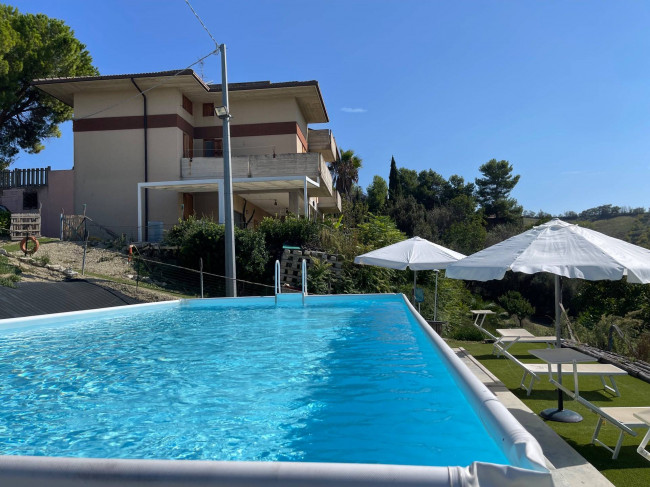 detached house for sale in Acquaviva Picena