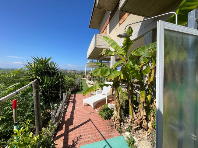 detached house for sale in Acquaviva Picena