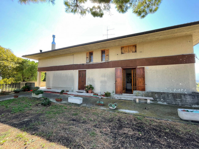 detached house for sale in Acquaviva Picena