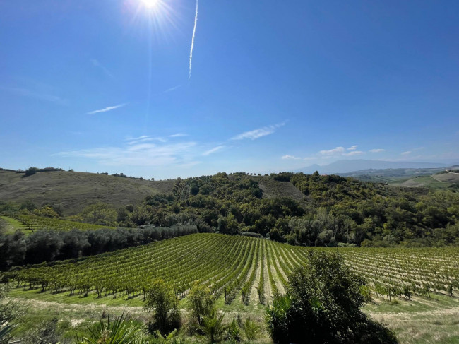 detached house for sale in Acquaviva Picena